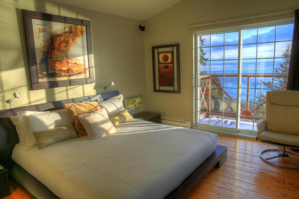 Auberge Des Eaux Vives La Malbaie Quarto foto