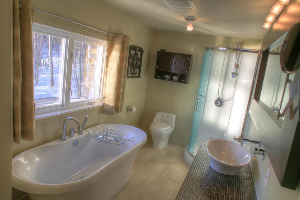 Auberge Des Eaux Vives La Malbaie Quarto foto